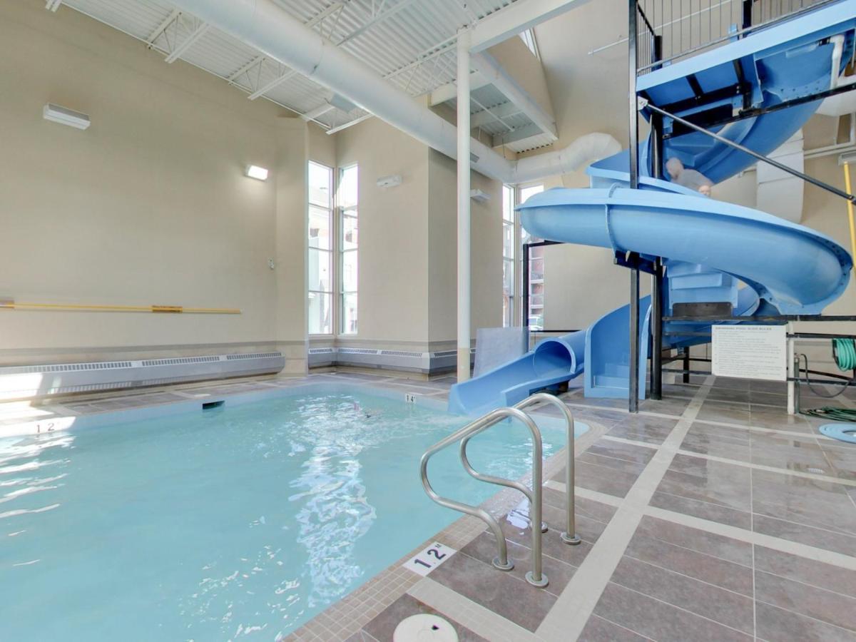 The Mountaineer By Instantsuites Pool & Hottub Canmore Exterior foto